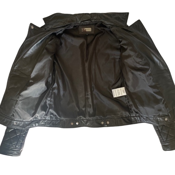 EUC Danier quilted leather jacket size  3xs but fits like Xs - Picture 4 of 4